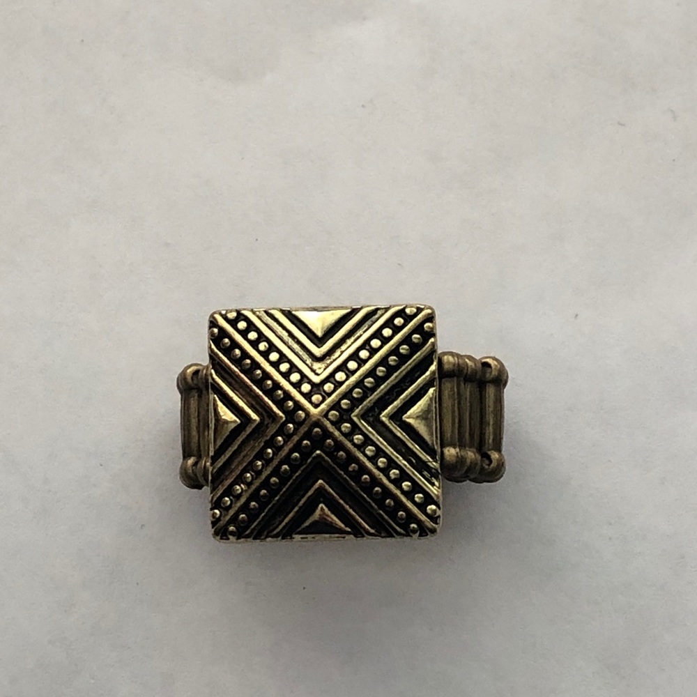 Paparazzi Ring